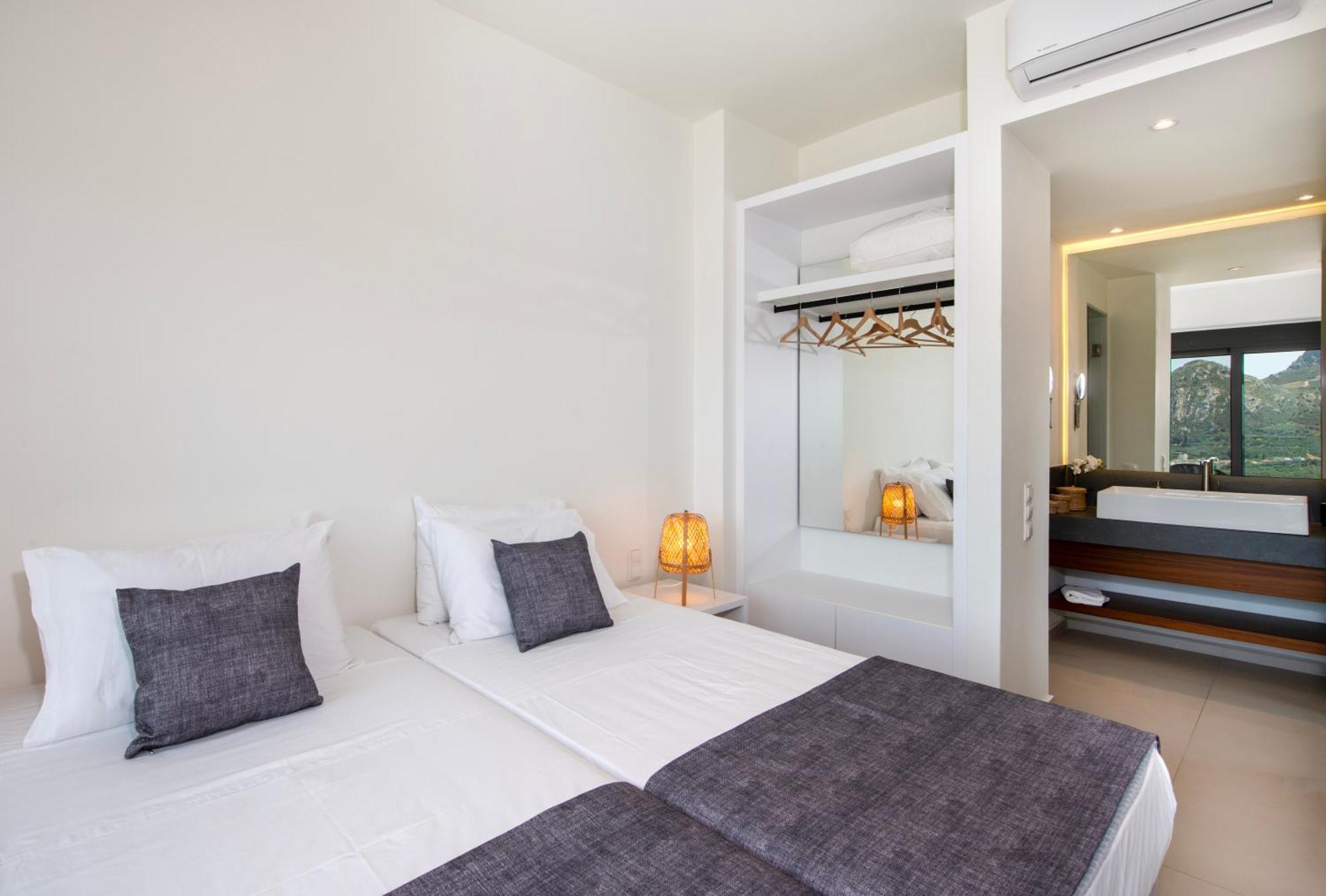 Porti Villas Aphrodite Asomatoi Extérieur photo